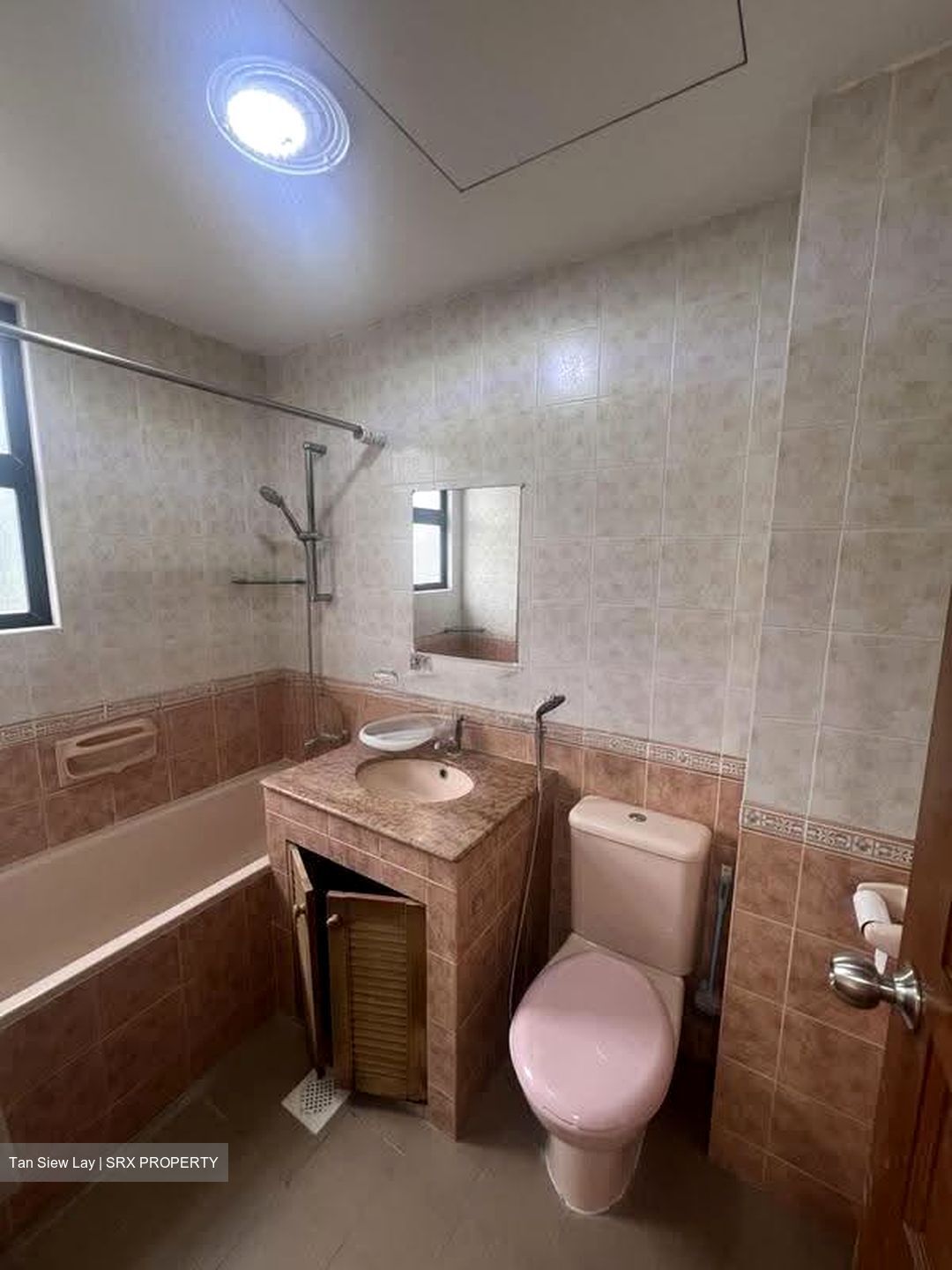 Casa Sarina (D14), Condominium #631957741